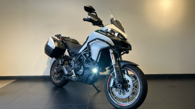 Ducati Multistrada 950 - Red